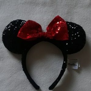 Authentic Disney minnie ears
